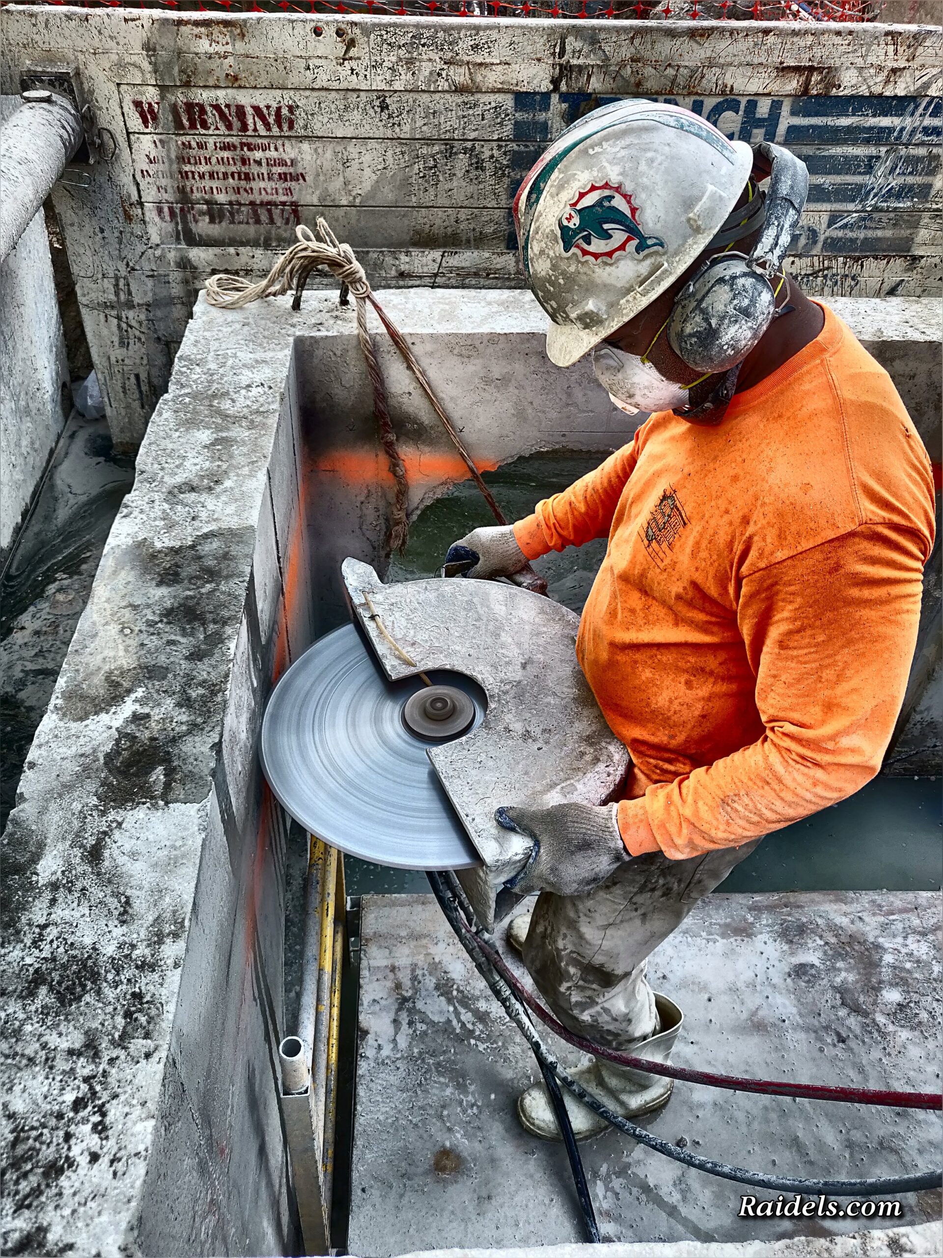 Handsawing in Downtown Miami scaled