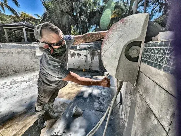 Pool Remodeling Process